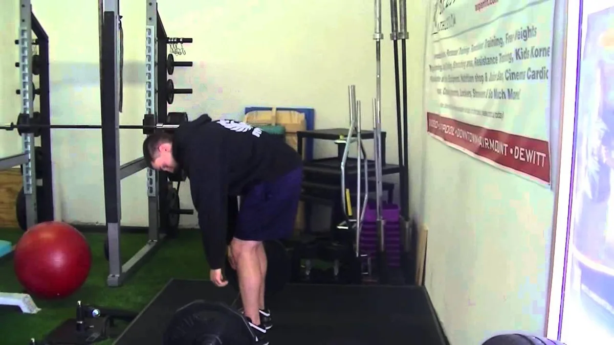 dumbbell RDL common mistakes