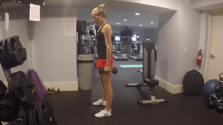 dumbbell squat form