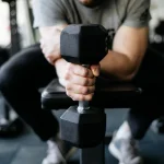 how to hold a dumbbell